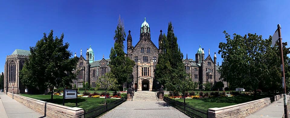 University of Trinity College campus visual