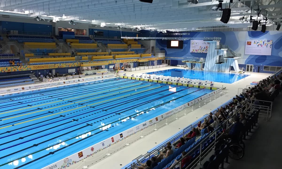 Swimming lanes, diving platforms and spectator seating at Toronto Pan Am Sports Centre
