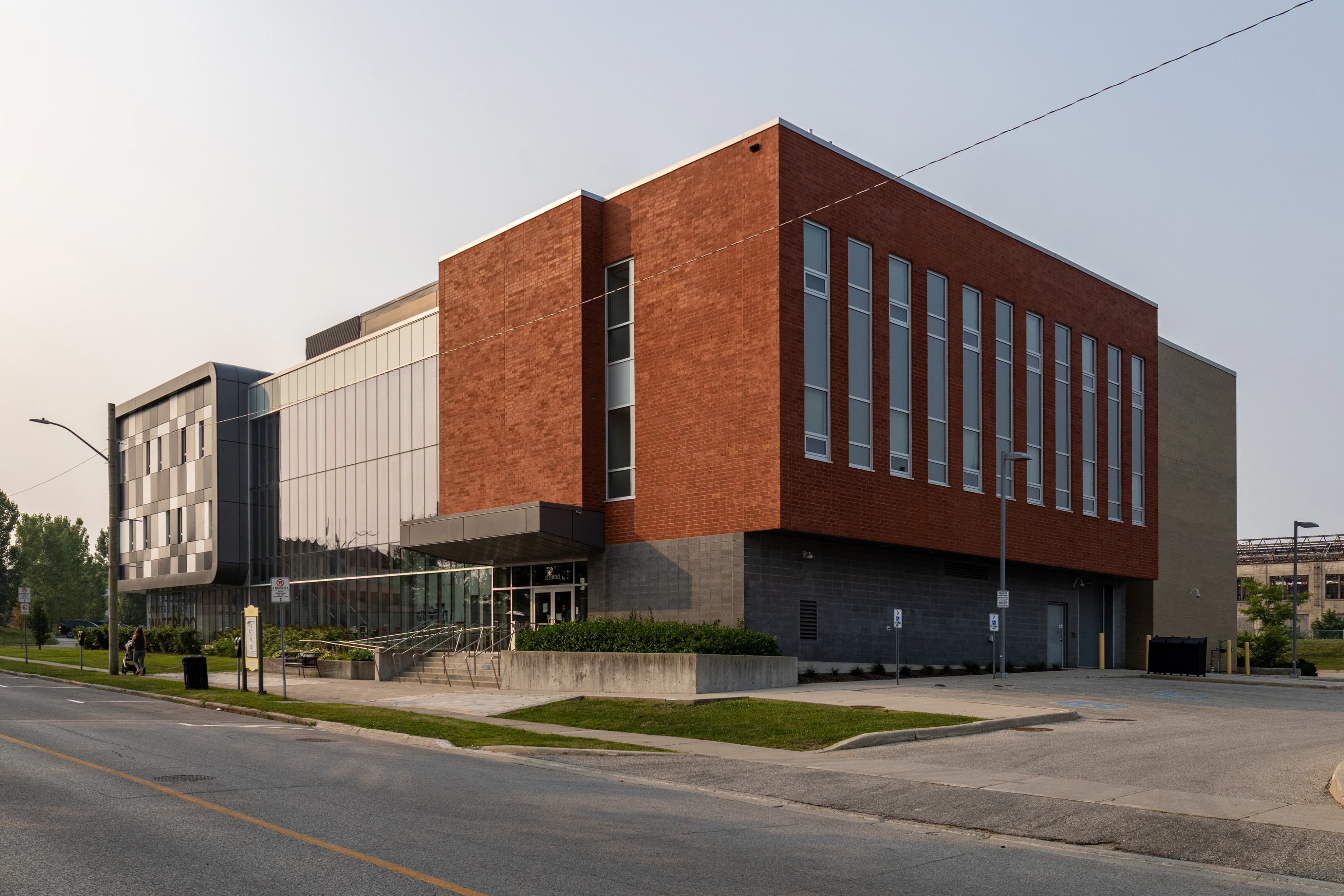 Brick and glass exterior of the University of Waterloo Stratford School at 125 St. Patrick Street